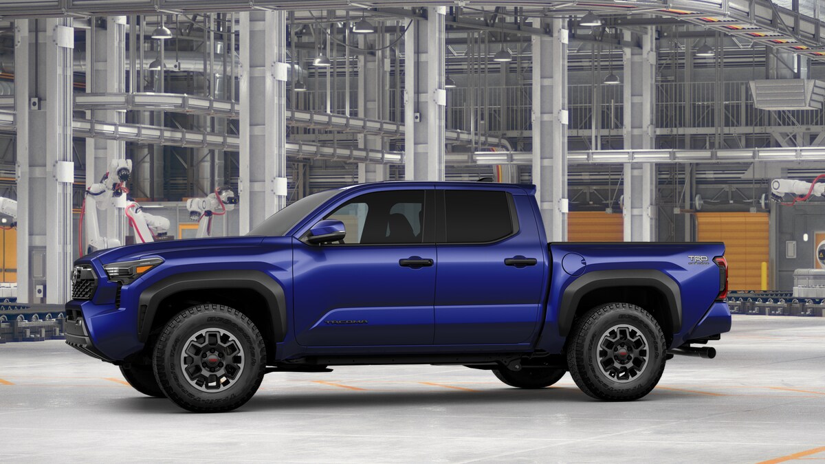 2025 Toyota Tacoma TRD Off-Road photo 3