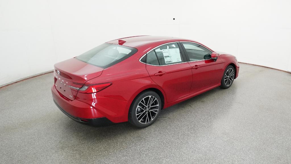 2026 Toyota Camry XLE - Photo 14
