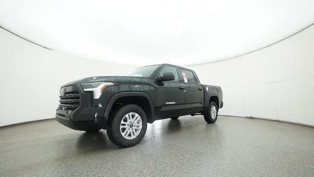 2025 Toyota Tundra SR5 - Photo 2