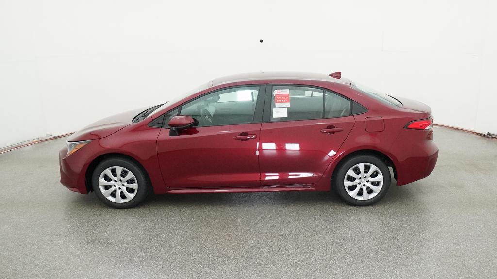 2026 Toyota Corolla LE photo 4