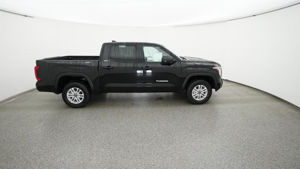 2025 Toyota Tundra SR5 - Photo 26
