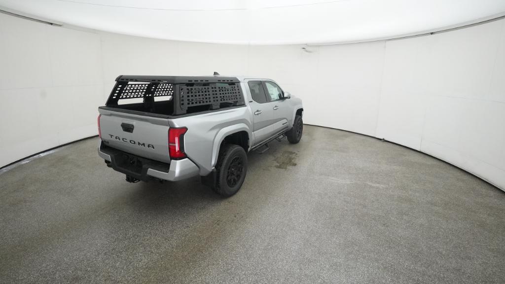 2025 Toyota Tacoma SR5 - Photo 41