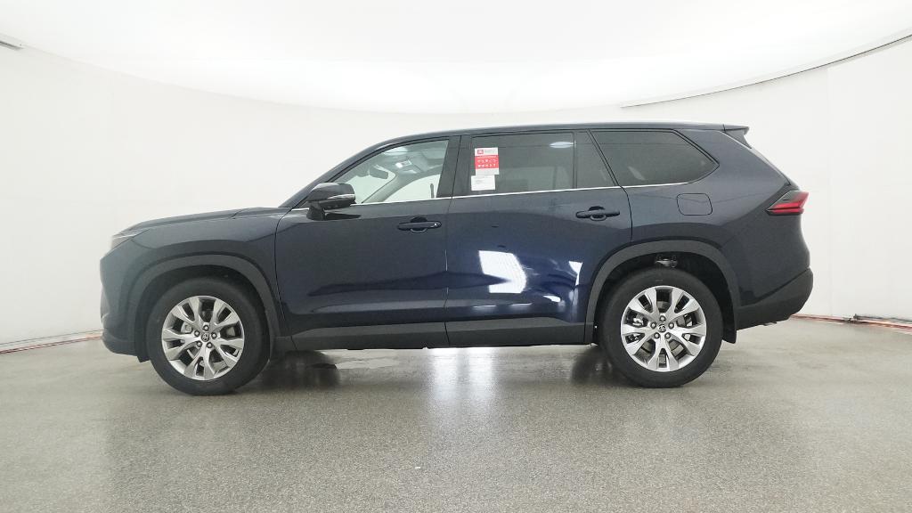 2026 Toyota Grand Highlander Limited photo 3