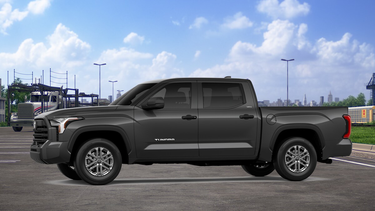 2026 Toyota Tundra CrewMax SR5 photo 3