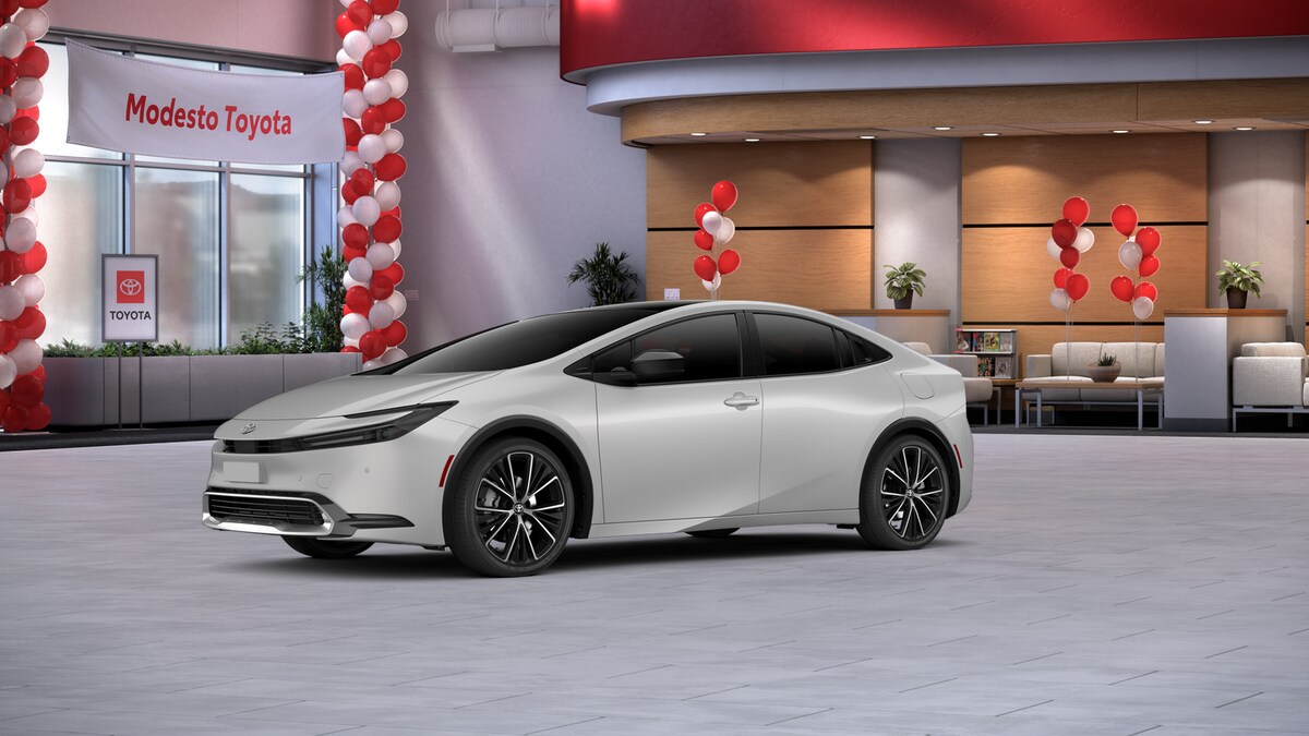 2026 Toyota Prius XLE photo 2