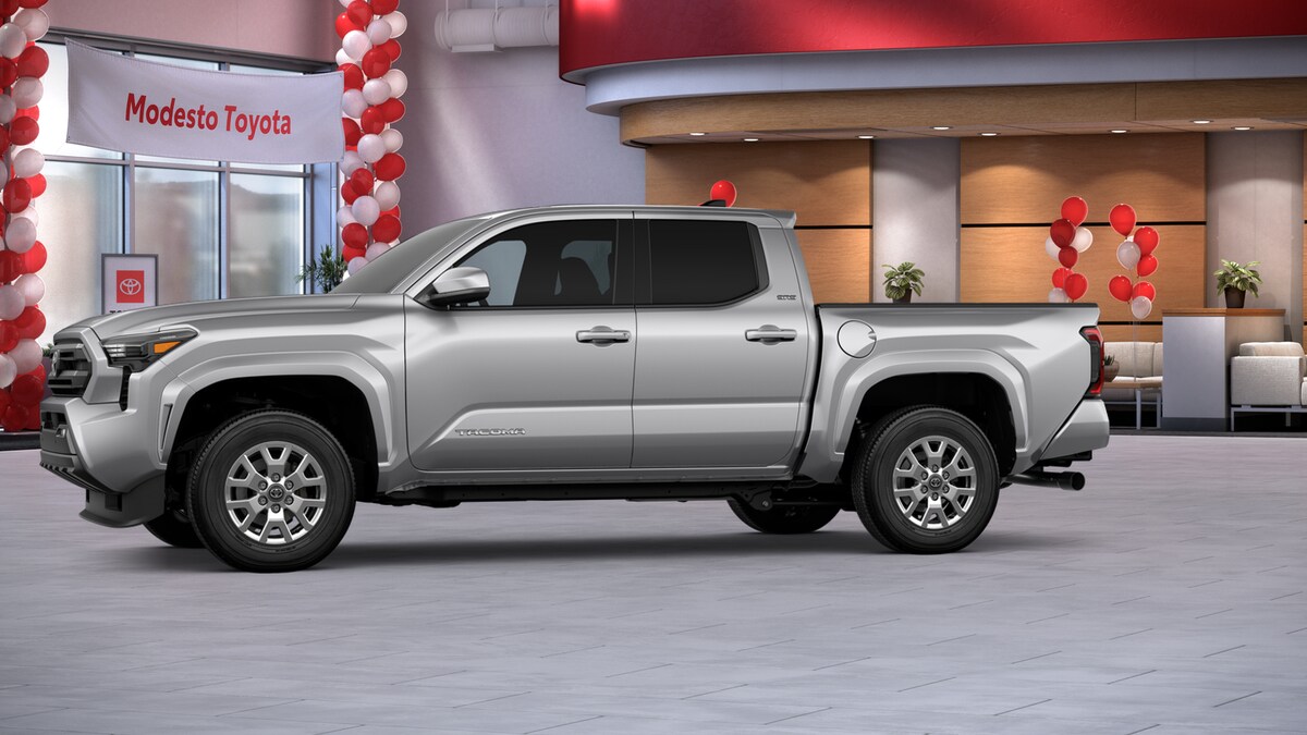 2025 Toyota Tacoma SR5 4x4 Double Cab photo 3