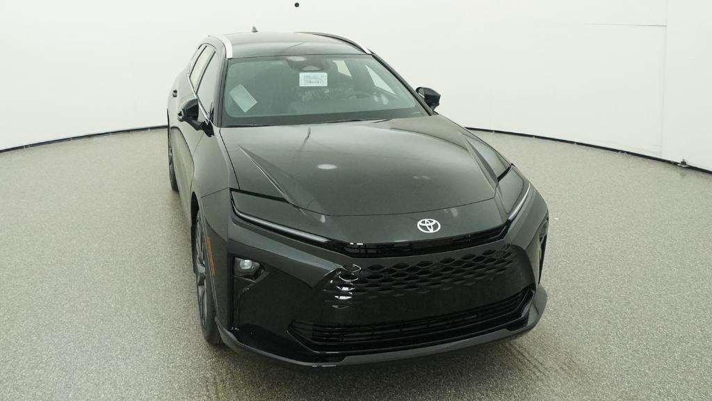 2026 Toyota Crown Signia Limited - Photo 15
