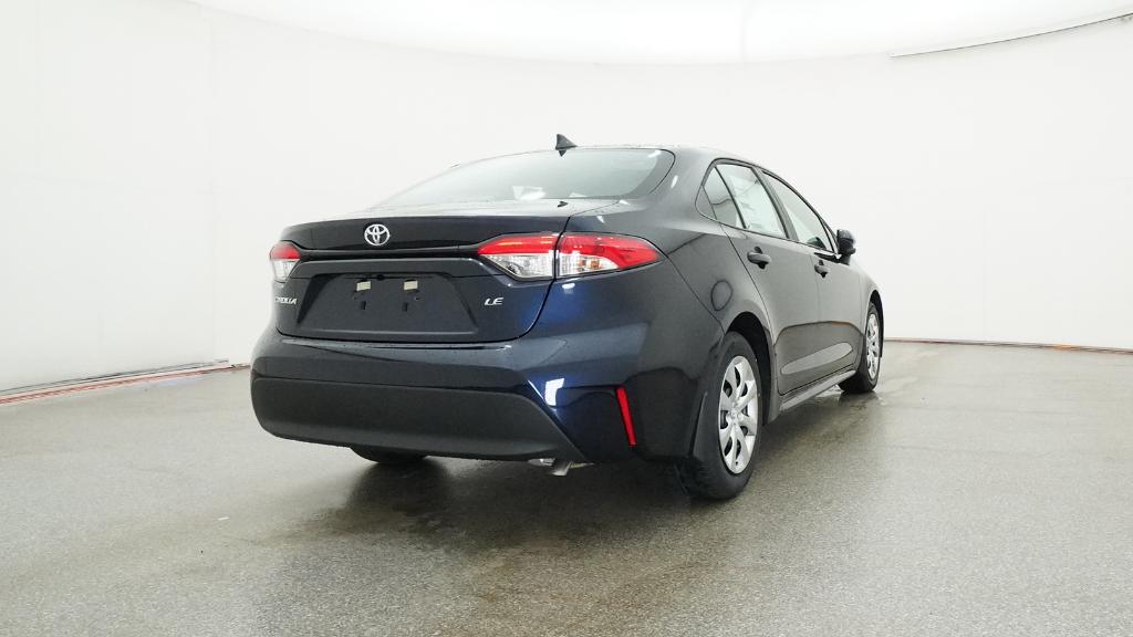 2026 Toyota Corolla LE photo 3