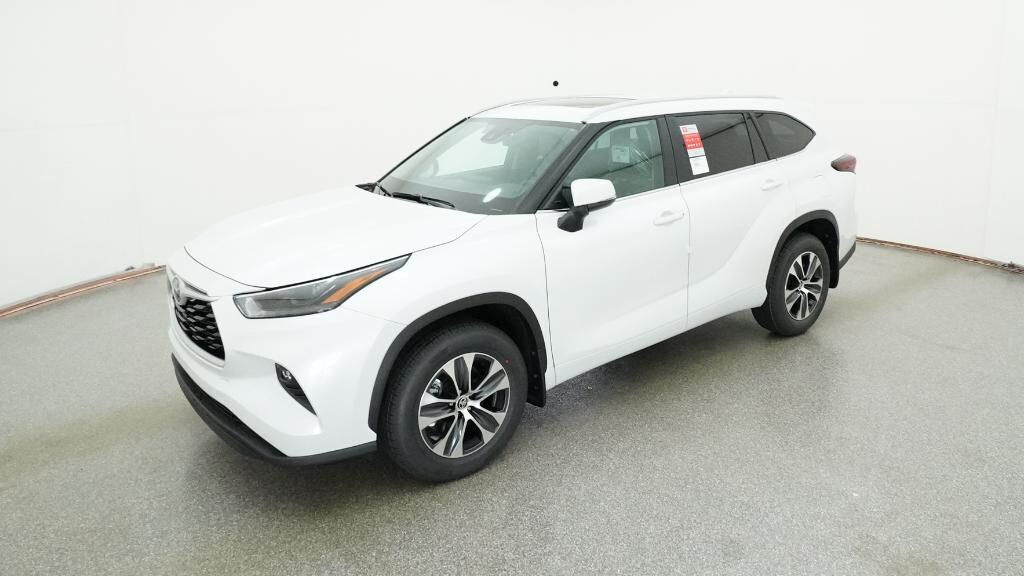 New 2026 Toyota Highlander XLE SUV