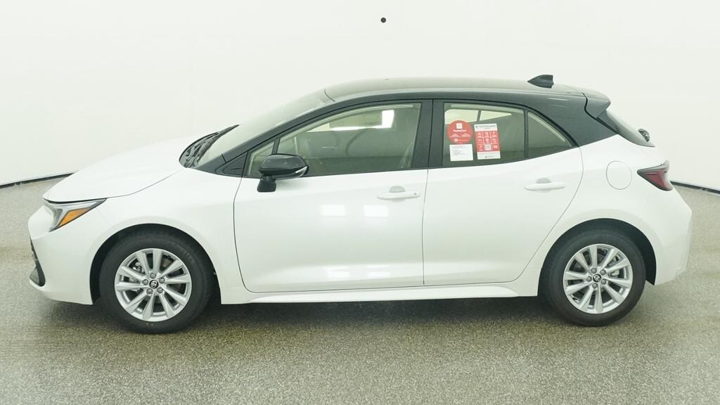 New 2027 Toyota Corolla Hatchback SE SE HATCHBACK