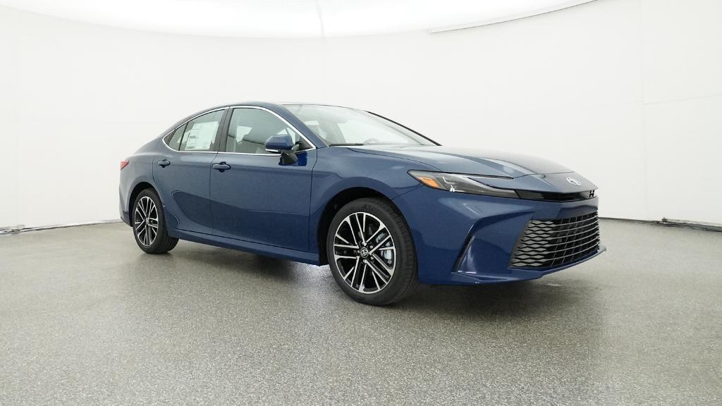 2026 Toyota Camry XLE photo 3
