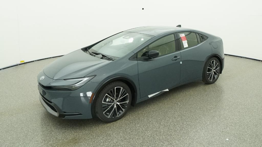 2026 Toyota Prius XLE's photo