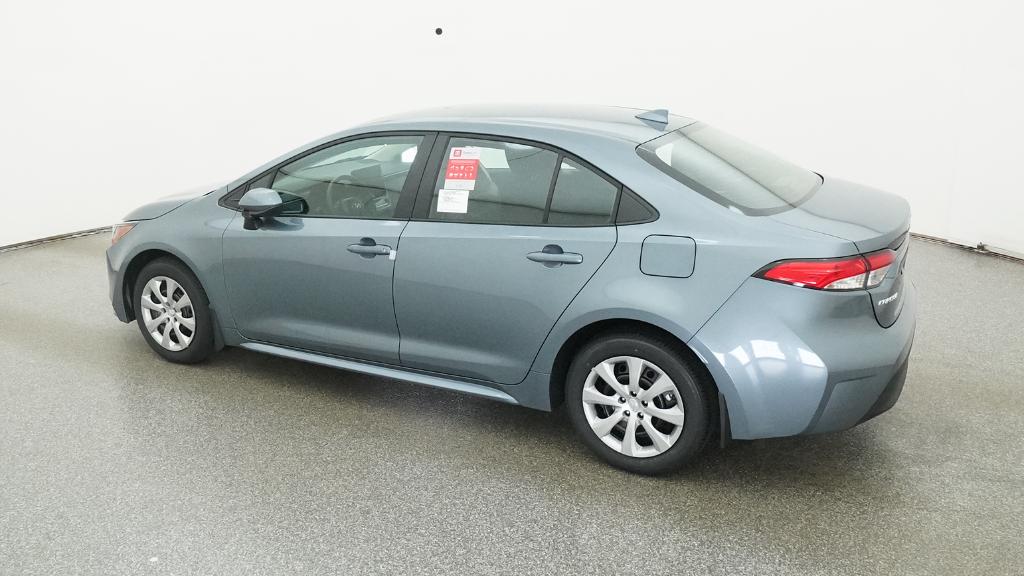 2026 Toyota Corolla LE photo 3