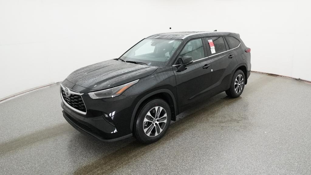 New 2026 Toyota Highlander XLE SUV