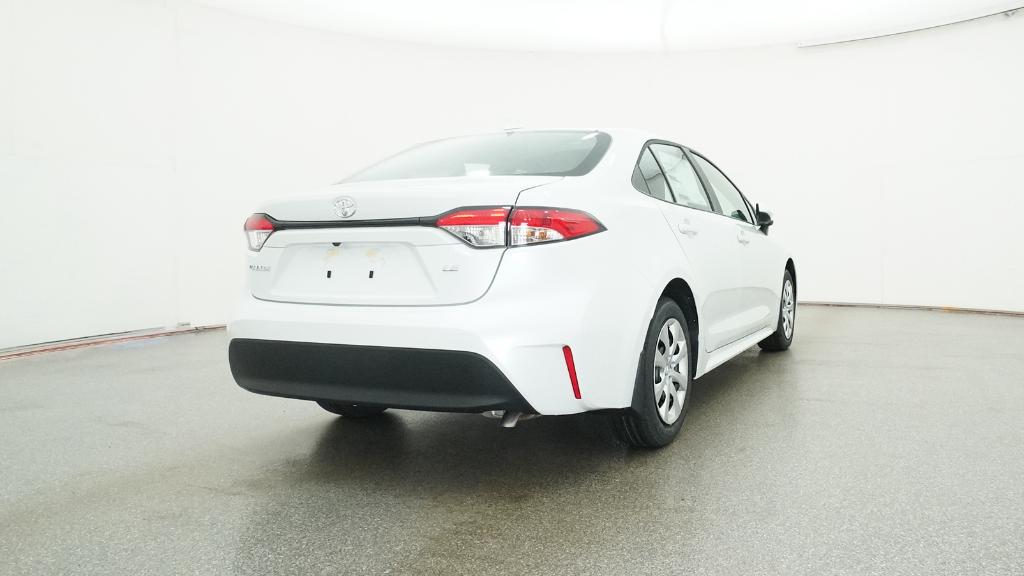 2026 Toyota Corolla LE photo 2