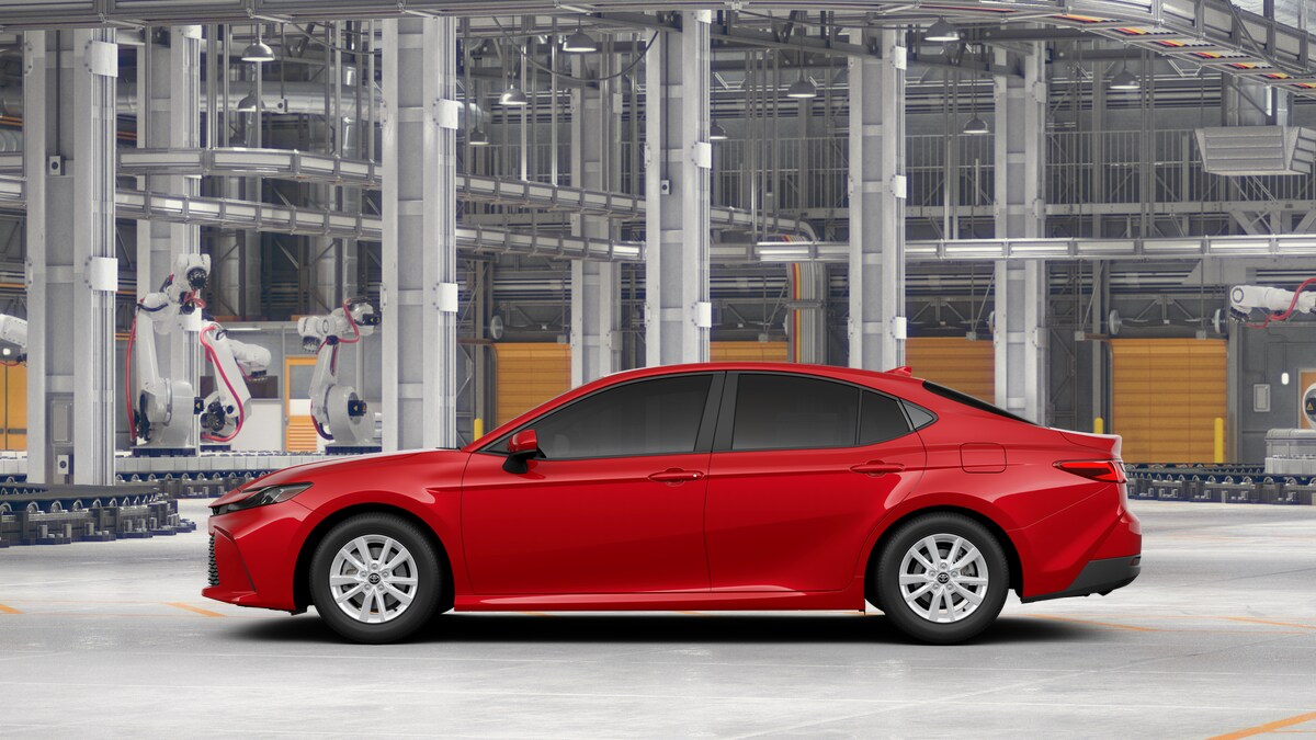 2026 Toyota Camry LE photo 4