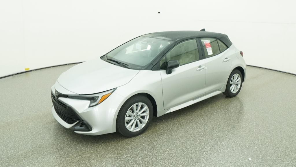 2026 Toyota Corolla Hatchback SE's photo