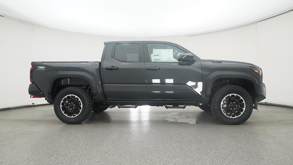 2025 Toyota Tacoma TRD Off Road - Photo 11