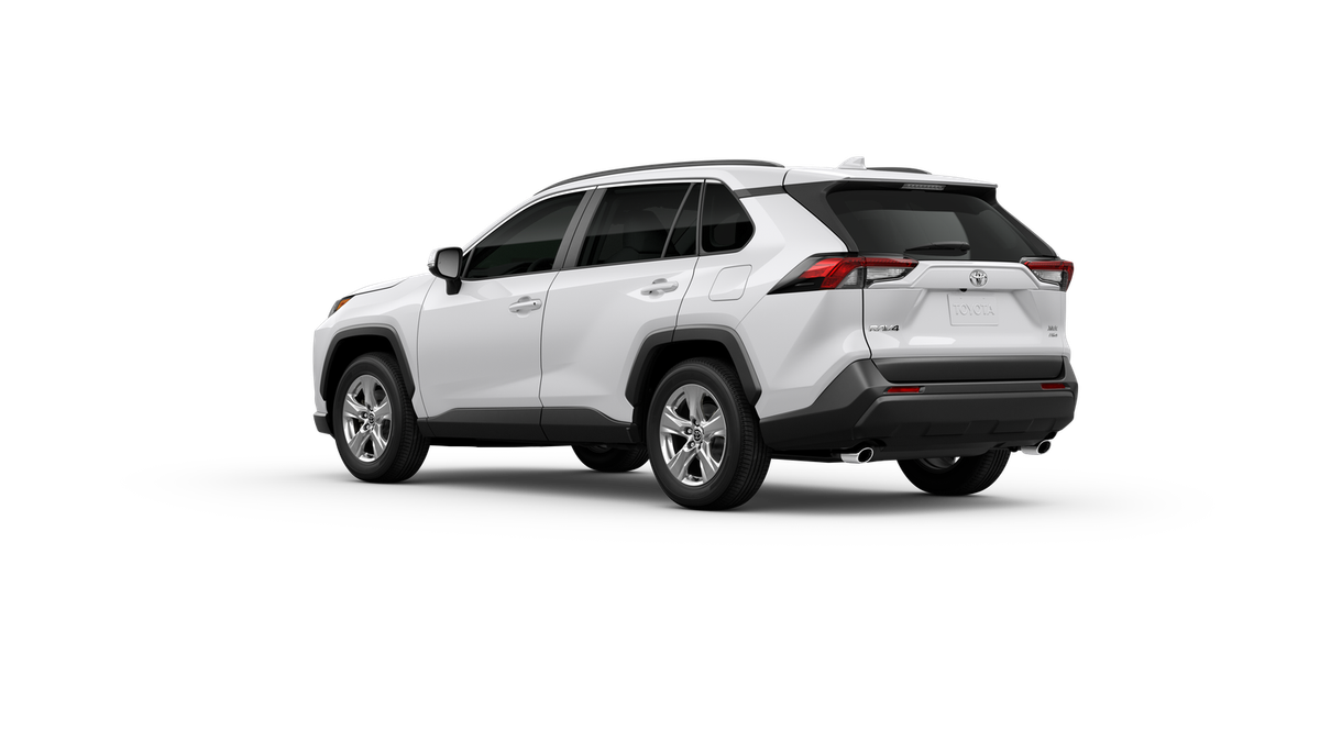 2025 Toyota RAV4 XLE photo 8