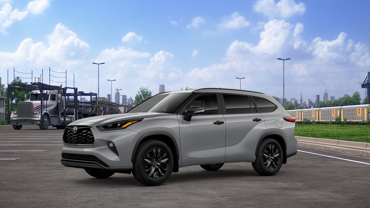 2025 Toyota Highlander Hybrid XLE photo 2