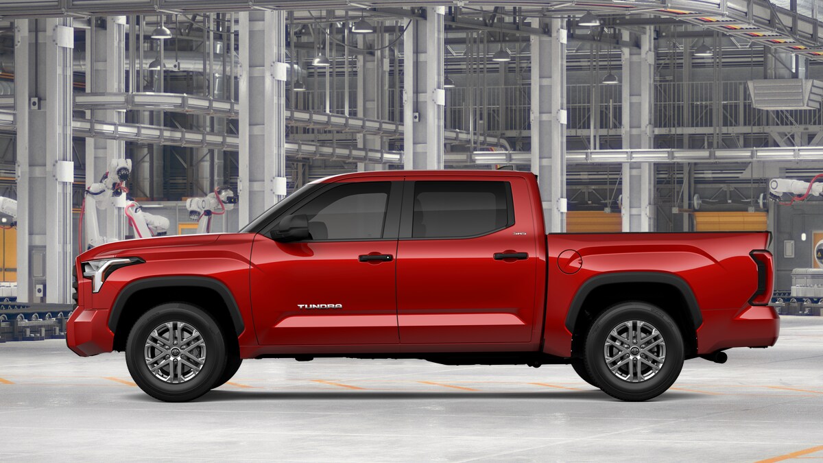 2026 Toyota Tundra SR5 CrewMax photo 4
