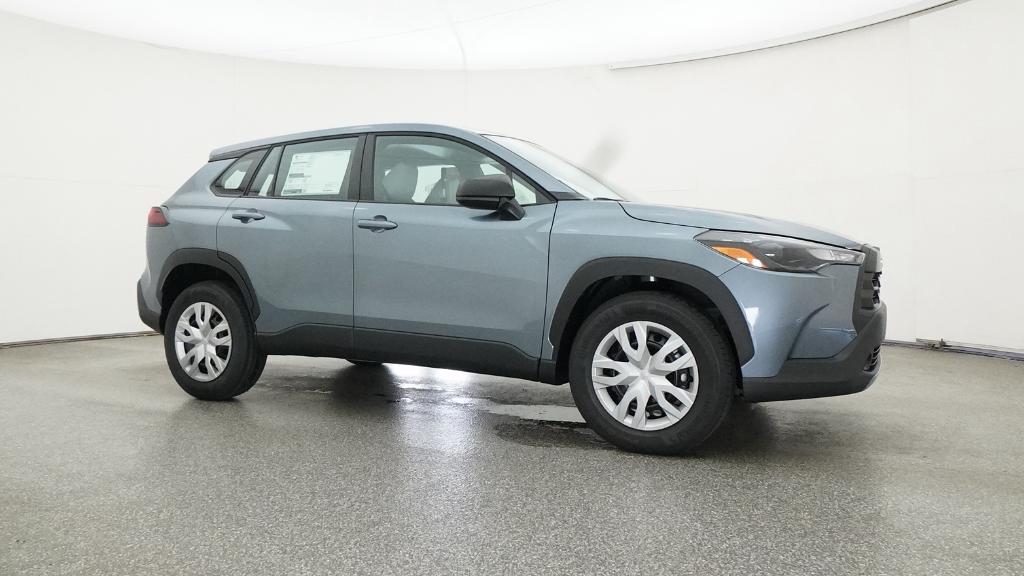 2026 Toyota Corolla Cross L photo 3