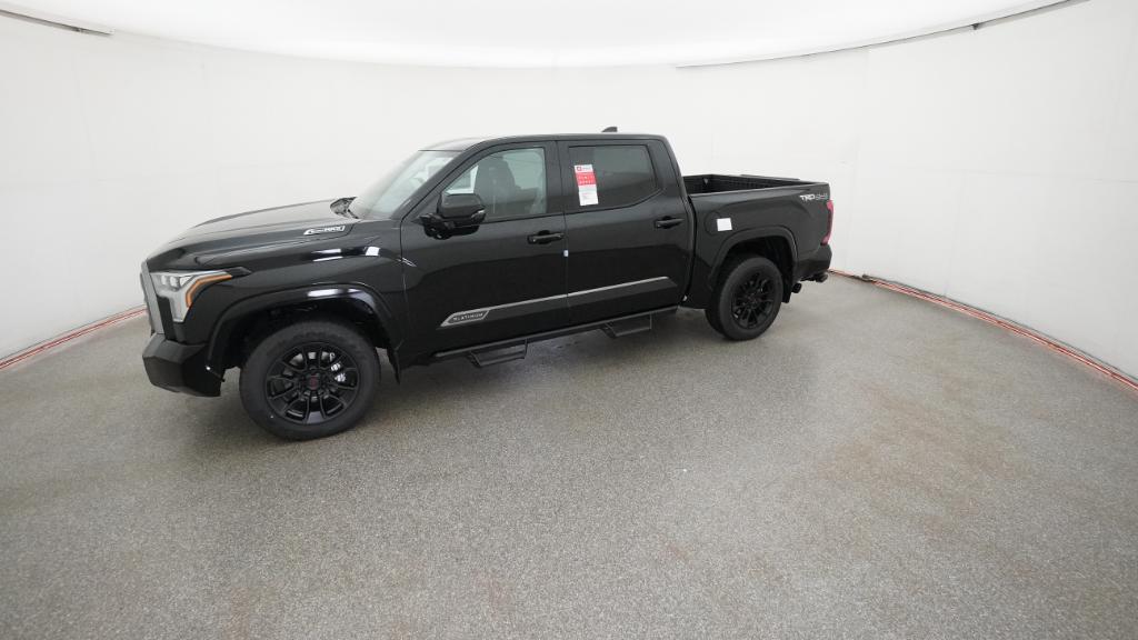 2025 Toyota Tundra Platinum - Photo 24