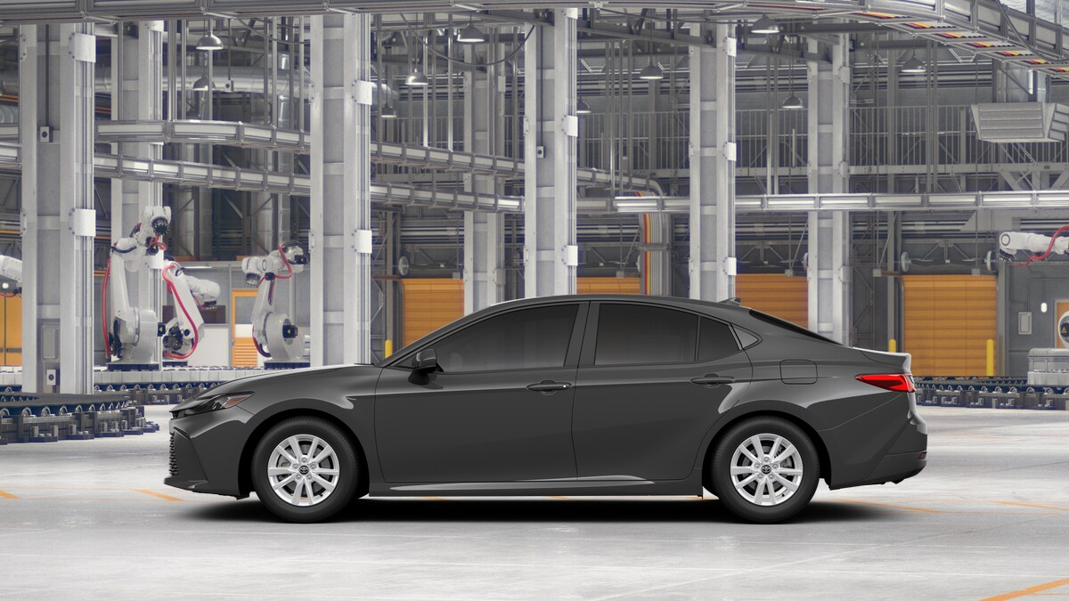 2026 Toyota Camry LE photo 3