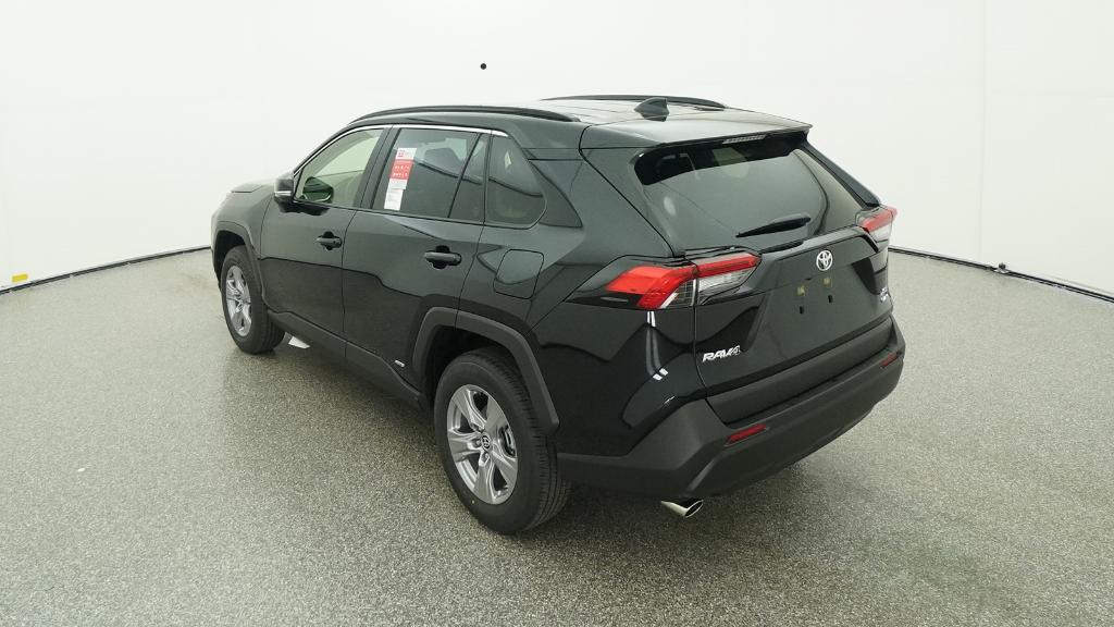 2025 Toyota RAV4 Hybrid XLE photo 2