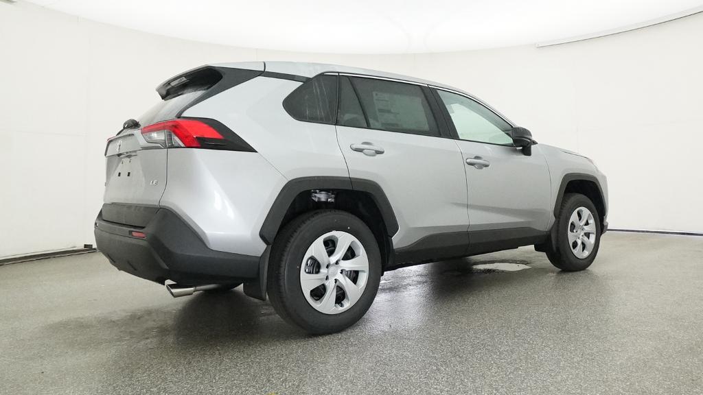 2025 Toyota RAV4 LE photo 2