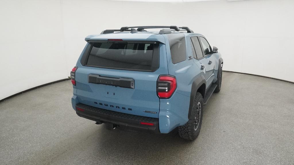 2025 Toyota 4Runner TRD Off-Road photo 2