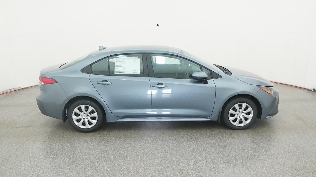 2026 Toyota Corolla LE photo 3