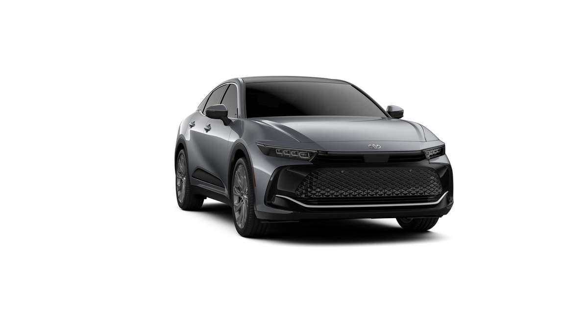 2026 Toyota Crown Limited - Photo 16