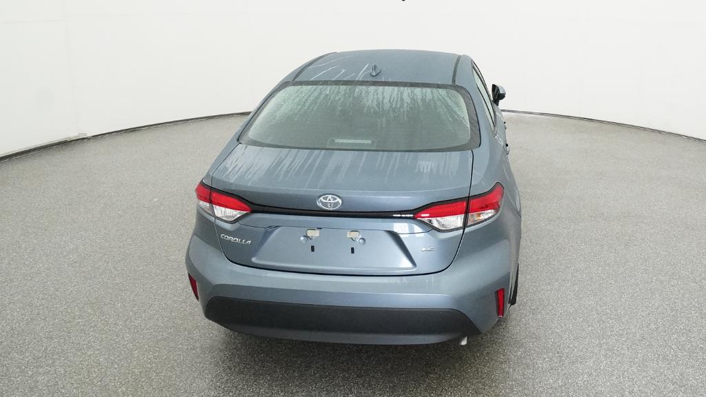 2026 Toyota Corolla LE photo 4