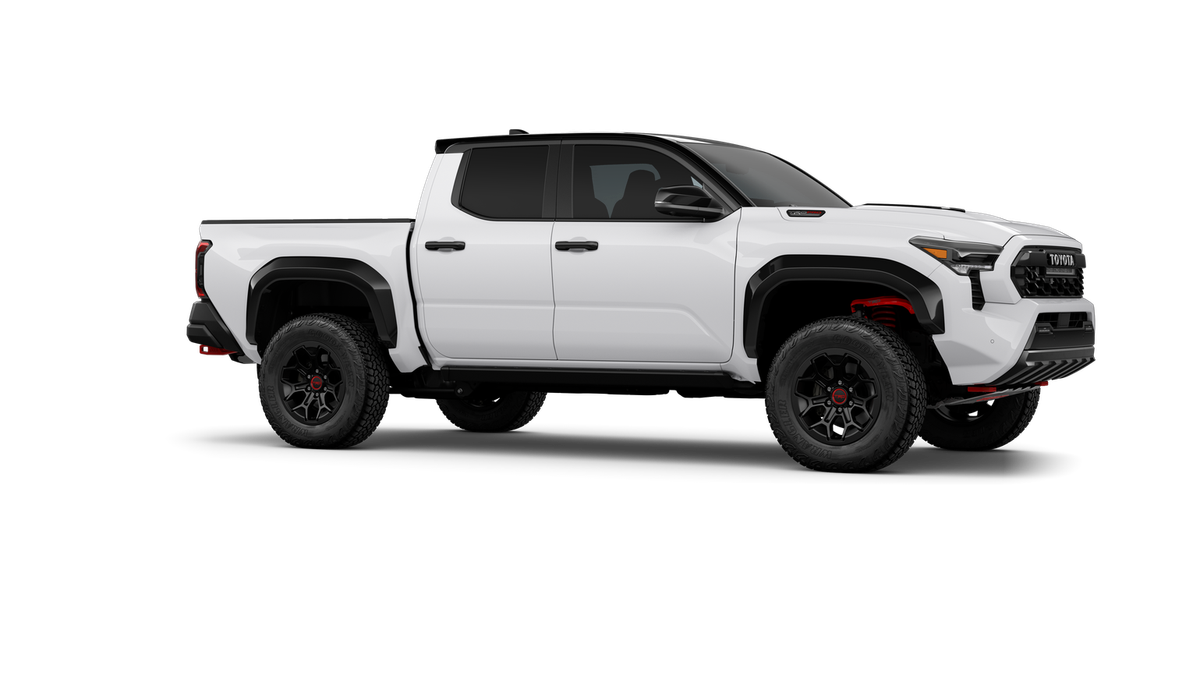 2025 Toyota Tacoma TRD Pro - Photo 14