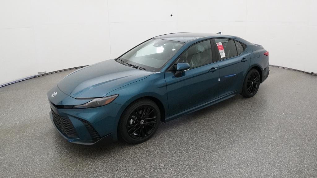 2026 Toyota Camry SE's photo