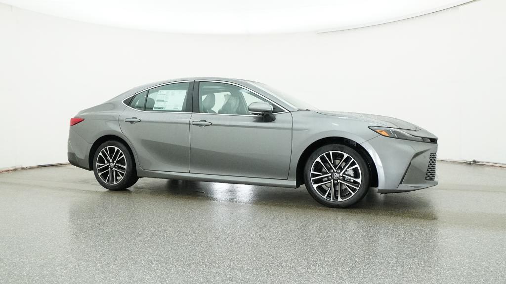 2026 Toyota Camry XLE photo 4