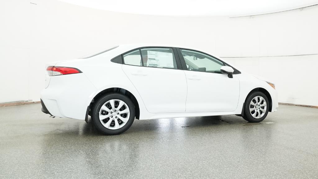 2026 Toyota Corolla LE photo 3