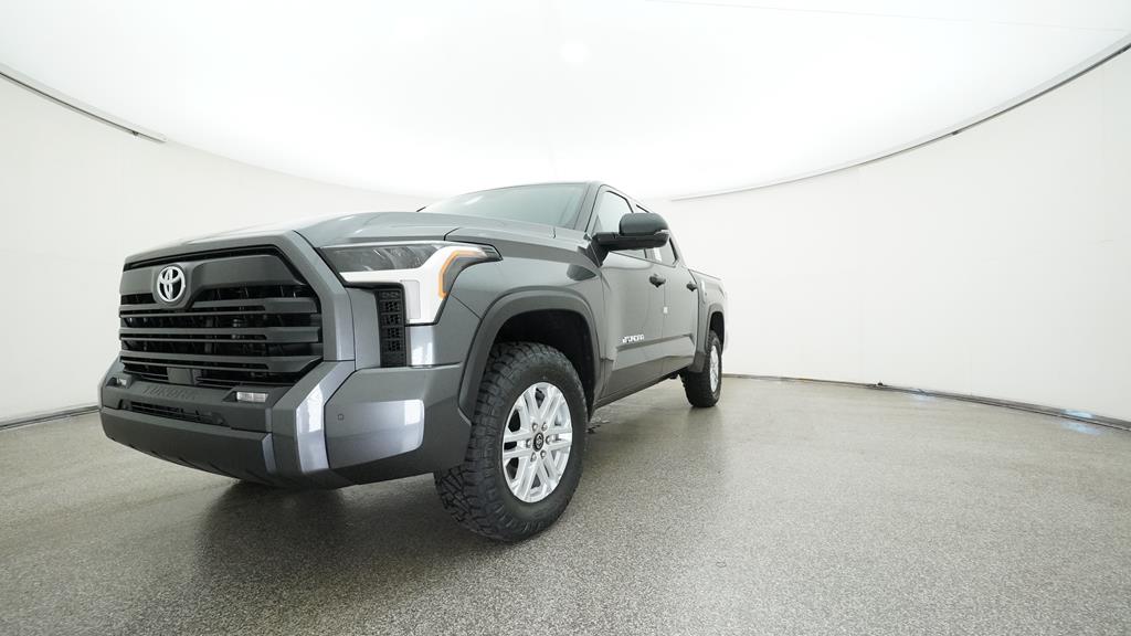 2025 Toyota Tundra SR5 - Photo 27