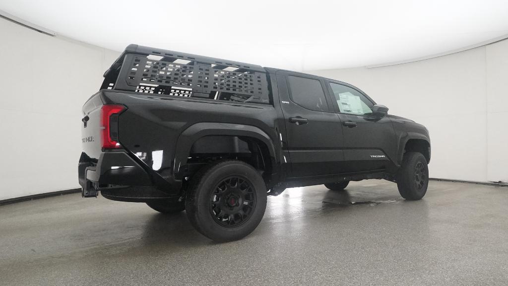 2025 Toyota Tacoma SR5 - Photo 16