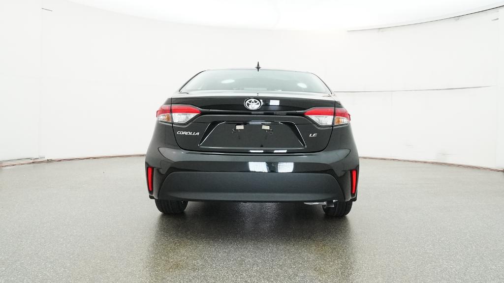 2026 Toyota Corolla LE photo 3