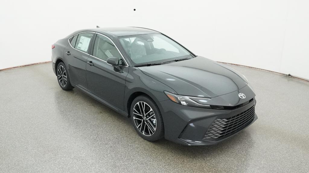 2026 Toyota Camry XLE photo 3