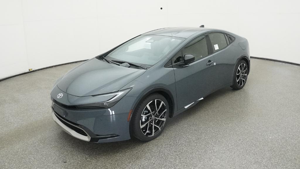 2026 Toyota Prius XSE's photo