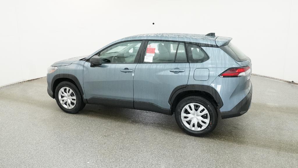 2026 Toyota Corolla Cross L photo 3