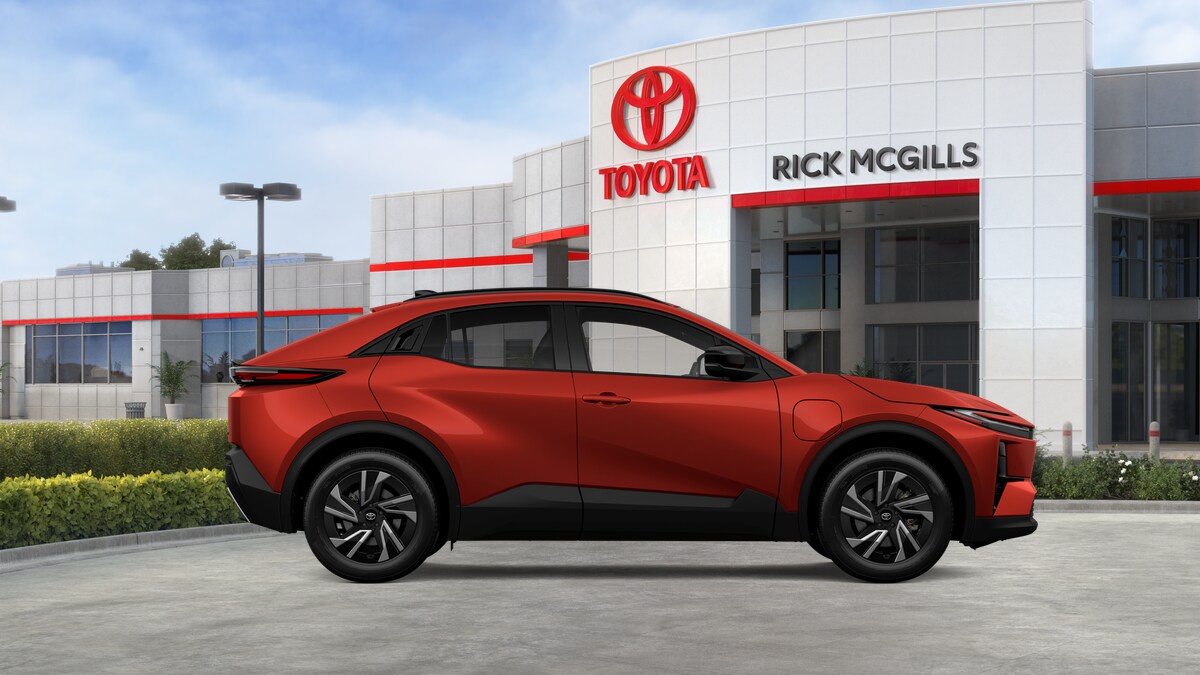 2026 Toyota C-HR SE - Photo 37