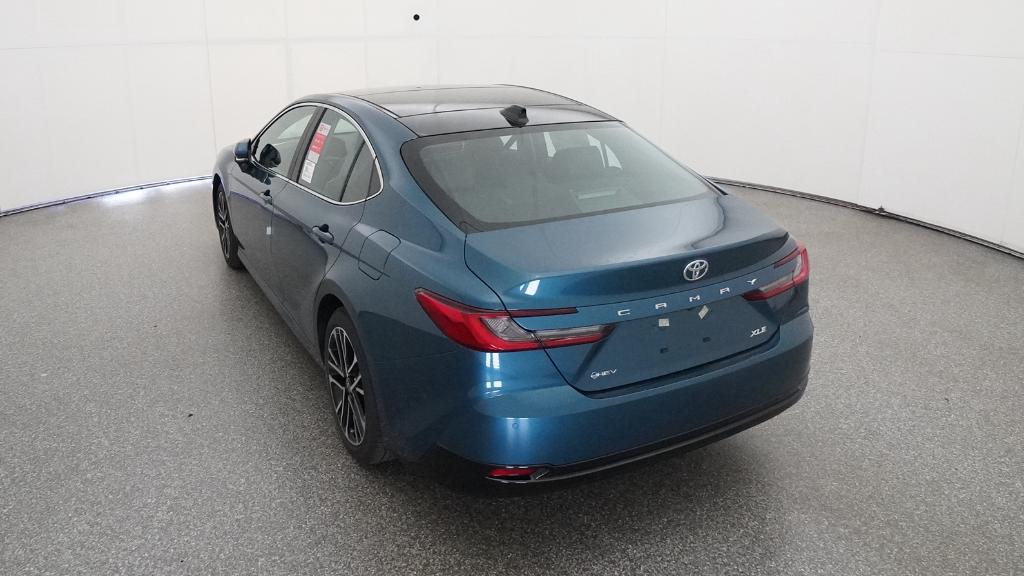 2026 Toyota Camry XLE photo 2