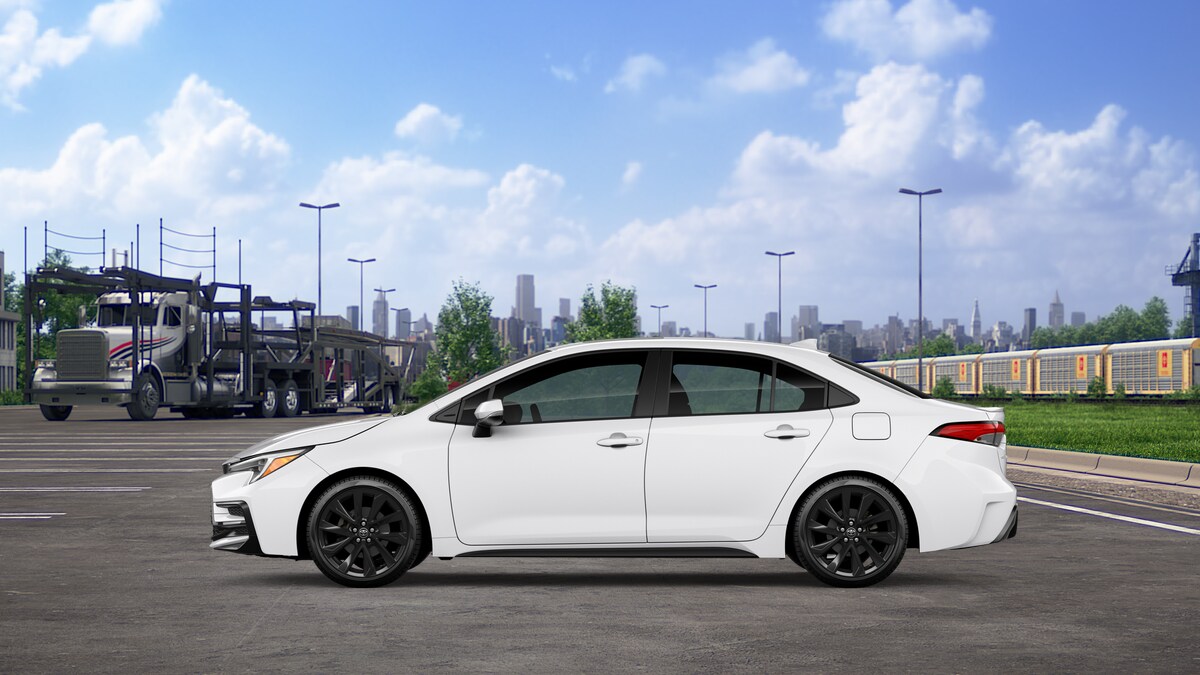 2026 Toyota Corolla SE photo 3