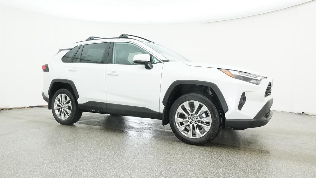 2025 Toyota RAV4 XLE Premium photo 2