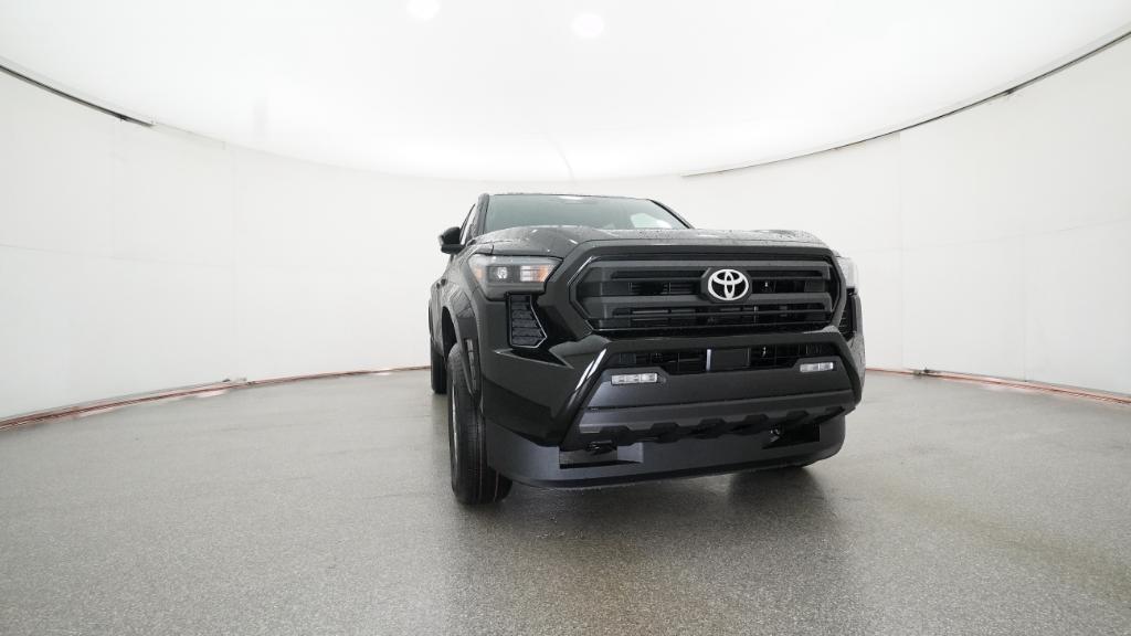 2026 Toyota Tacoma SR5 photo 2