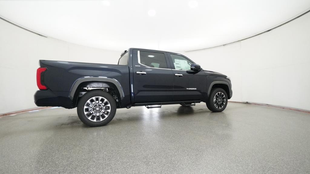 2026 Toyota Tundra Limited - Photo 9